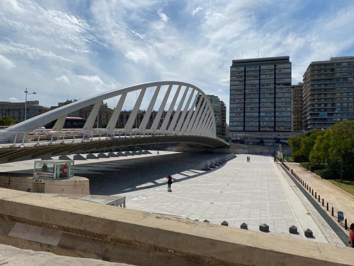 Valencia Suits You: Adults-Only Centro Historico with Auto Check-In — Fotos 1